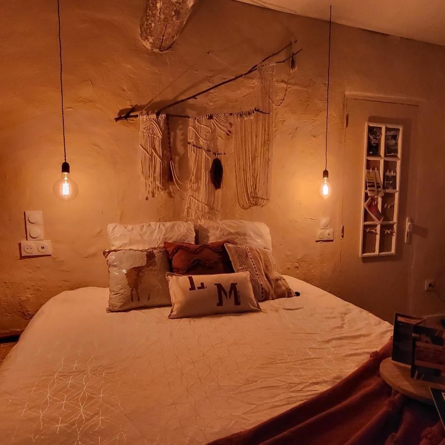 Chambre D'Hotes Gard Meynes Exteriör bild